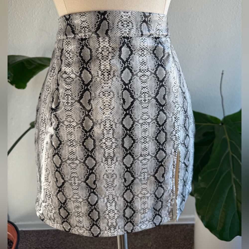 Miss Lola's snake print mini skirt
